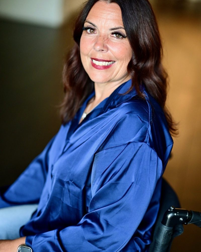 Headshot of Marianne Probst